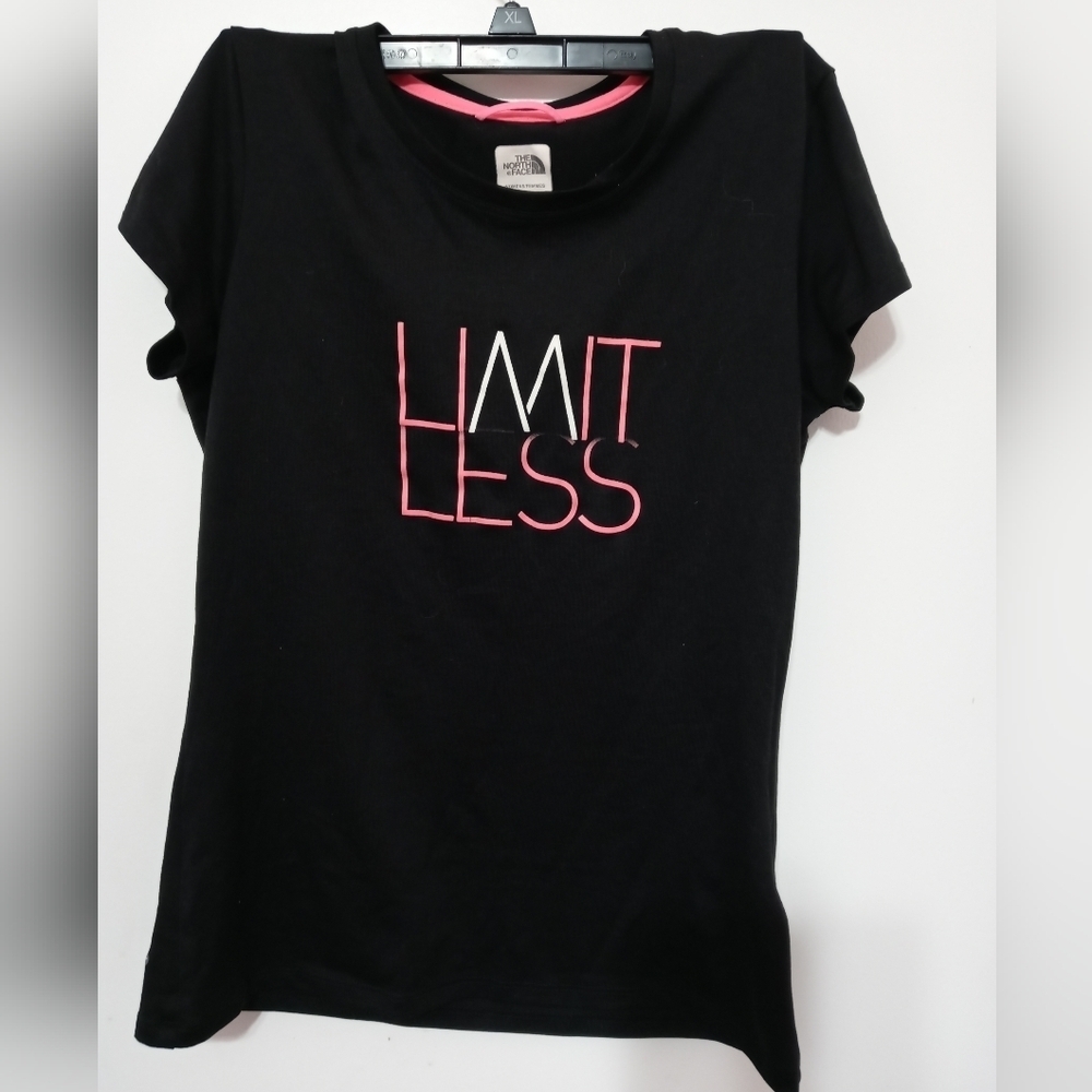 The North Face Vapor Wick Short Sleeve Logo T Shirt "Limitless" XS